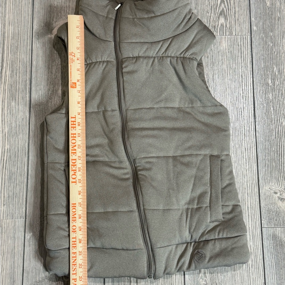 Savvi Meg Vest, Size Small, New without tags, Khaki/Tan Color - Picture 4 of 13